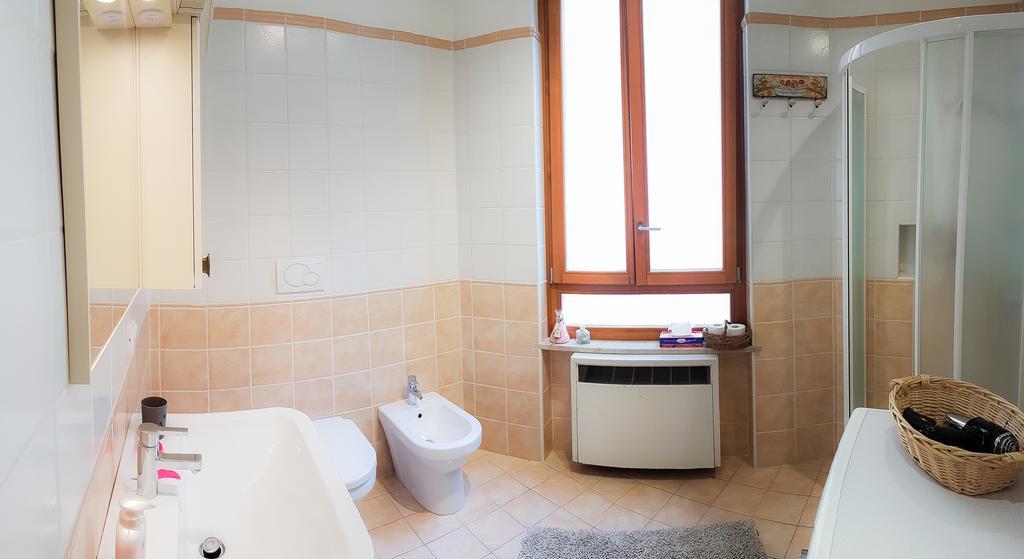 Apartament Deluxe Quattro Spade Verona Buitenkant foto