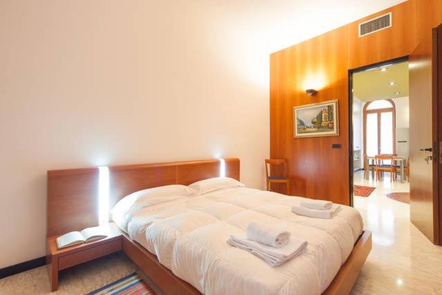 Apartament Deluxe Quattro Spade Verona Buitenkant foto